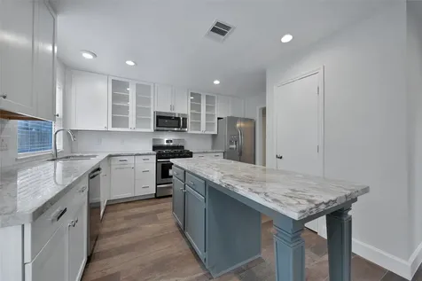 32 E Lance Leaf Road The Woodlands TX 77381