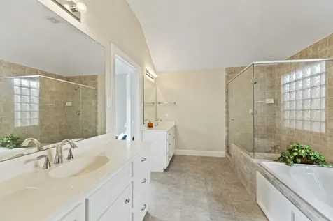 3739 Main Poplar Drive Houston TX 77025