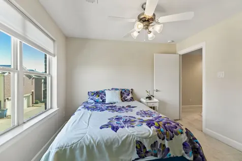 3739 Main Poplar Drive Houston TX 77025