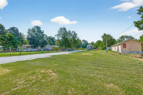 1728 County Road 340 Cleveland TX 77365