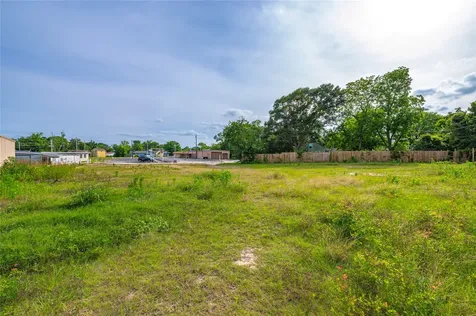 1203 S Main Street Baytown TX 77520