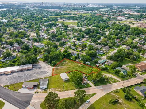 1203 S Main Street Baytown TX 77520