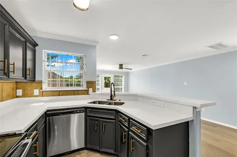 4640 Knoxville Street A Houston TX 77051