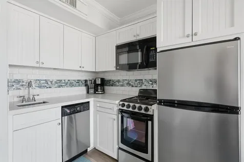 6300 Seawall Boulevard 3320 Galveston TX 77551