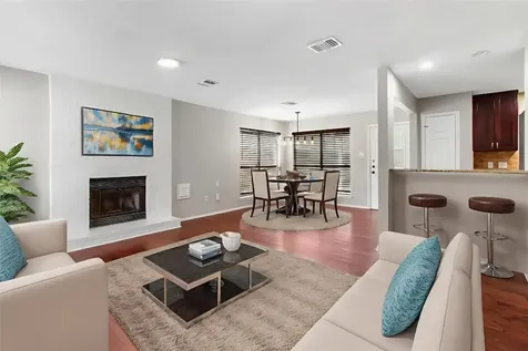 102 Summer Crest Circle The Woodlands TX 77381