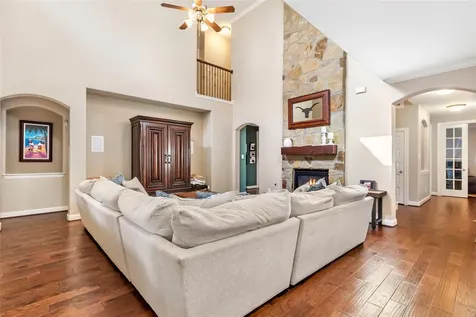 13808 N Lake Branch Lane Houston TX 77044