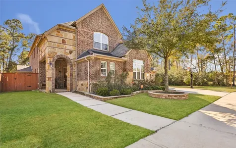 13808 N Lake Branch Lane Houston TX 77044