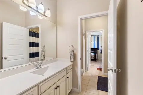 13808 N Lake Branch Lane Houston TX 77044