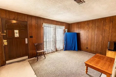 125 Forrest Lane Brenham TX 77833