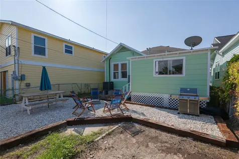2912 Avenue R Galveston TX 77550