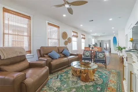 2912 Avenue R Galveston TX 77550