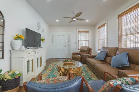 2912 Avenue R Galveston TX 77550