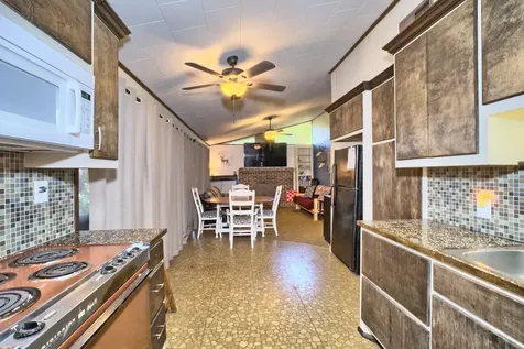 90 W Easy Street Burkeville TX 75932