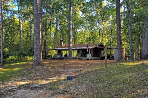 90 W Easy Street Burkeville TX 75932
