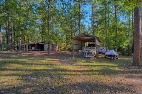 90 W Easy Street Burkeville TX 75932