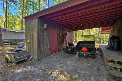90 W Easy Street Burkeville TX 75932