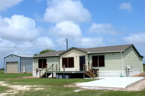 223 Baracuda Drive Palacios TX 77465