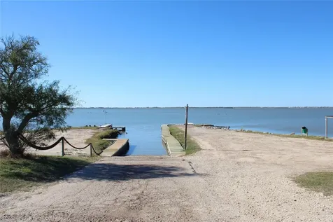 223 Baracuda Drive Palacios TX 77465