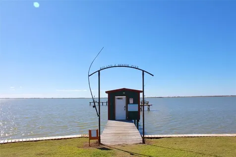 223 Baracuda Drive Palacios TX 77465