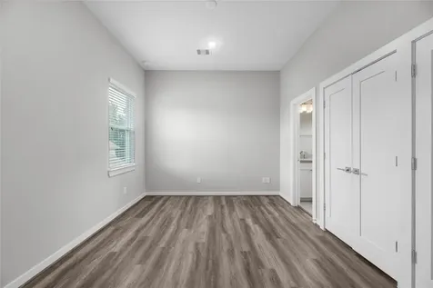 5823 Fairdale Lane C Houston TX 77057