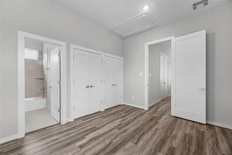 5823 Fairdale Lane C Houston TX 77057