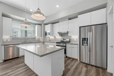 5823 Fairdale Lane C Houston TX 77057