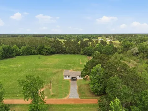 148 Cr Road 2198 Cleveland TX 77327