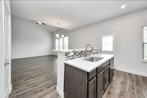 7638 Nevaeh Crest Path Houston TX 77016