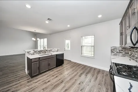 7638 Nevaeh Crest Path Houston TX 77016