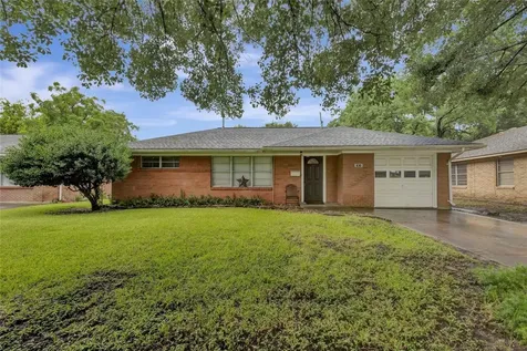 930 Creager Street Houston TX 77034