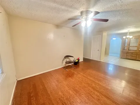 10206 Ashville Drive Houston TX 77051