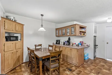1027 Private Road 4041 Dime Box TX 77853