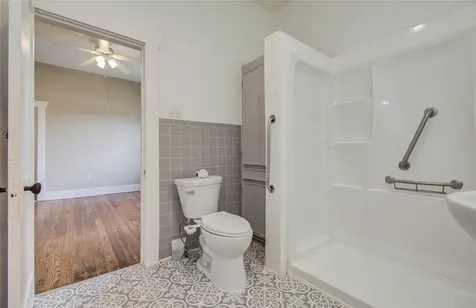 901 Boundary Street Houston TX 77009