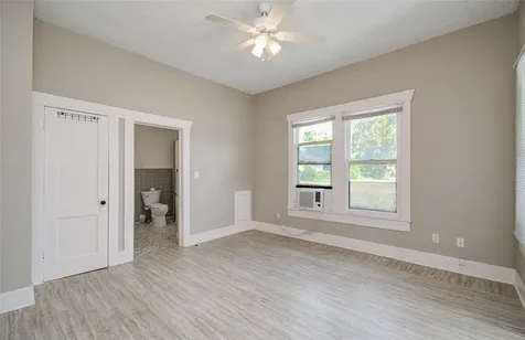 901 Boundary Street Houston TX 77009