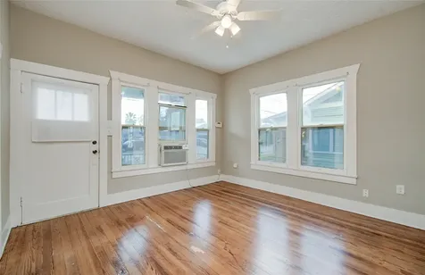 901 Boundary Street Houston TX 77009