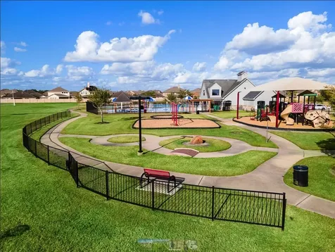 1811 Tioga View Drive Rosharon TX 77583