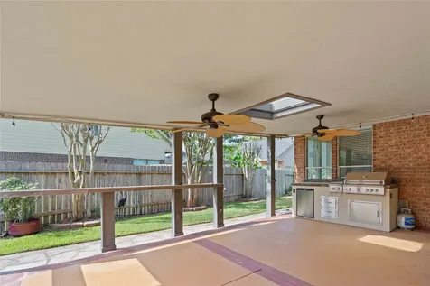 707 Lytton Springs Spring TX 77373