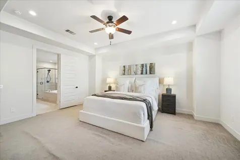 1122 Thompson Street Houston TX 77007