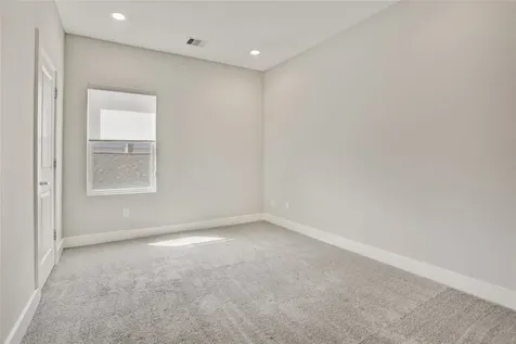 2413 Chapman Street Houston TX 77009
