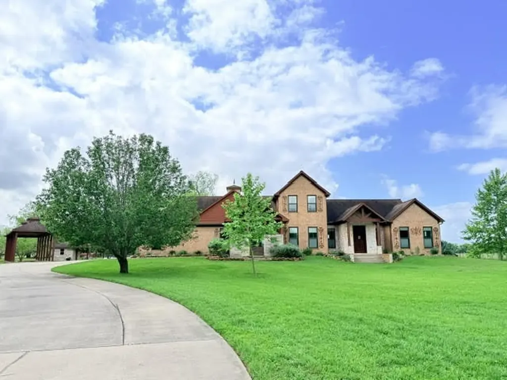 100 Pecan Grove Road Sealy TX 77474
