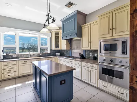 100 Pecan Grove Road Sealy TX 77474