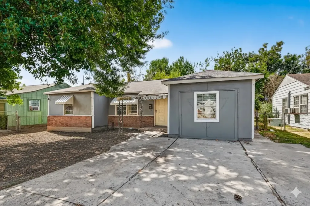 10106 Sierra Drive Houston TX 77051