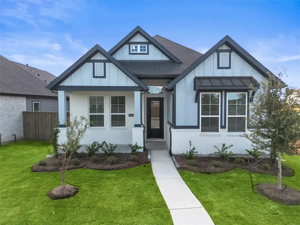 11914 North Pavillion Drive Mont Belvieu TX 77523