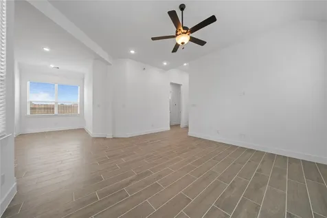 11914 North Pavillion Drive Mont Belvieu TX 77523