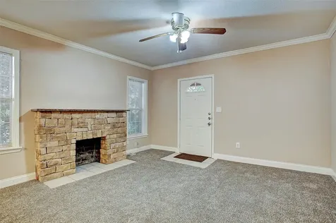 315 W Saulnier Street A Houston TX 77019