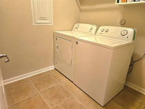 6109 Castle Peak Lane League City TX 77573