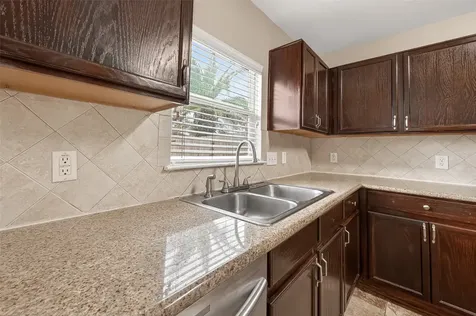 15007 Sugar Sands Drive Sugar Land TX 77498