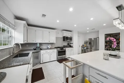 103 Spanish Trace Street Crosby TX 77532