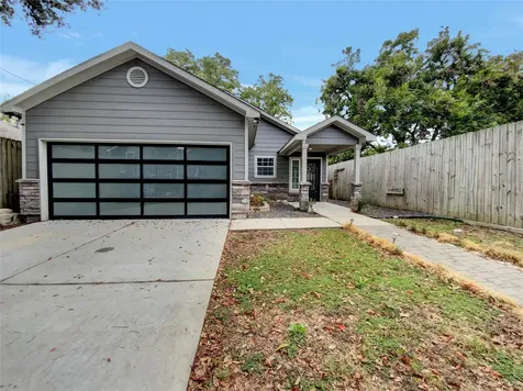1210 E 32nd 1/2 Street Houston TX 77022