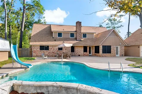 2404 Taylor Lane Pearland TX 77581